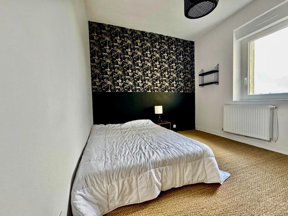 Chambre 3 :  disponible en colocation – Charmante maison avec jardin – Centre-ville de Quimper
