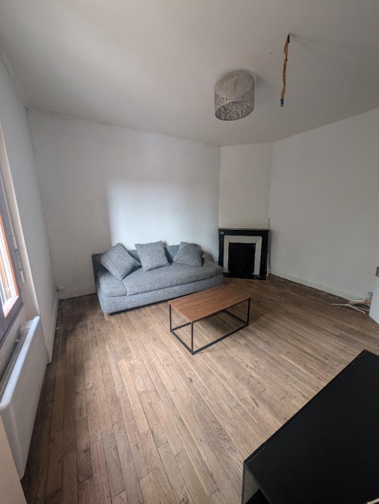 Appartement lumineux de 2 pièces à louer à Romilly-sur-Seine.