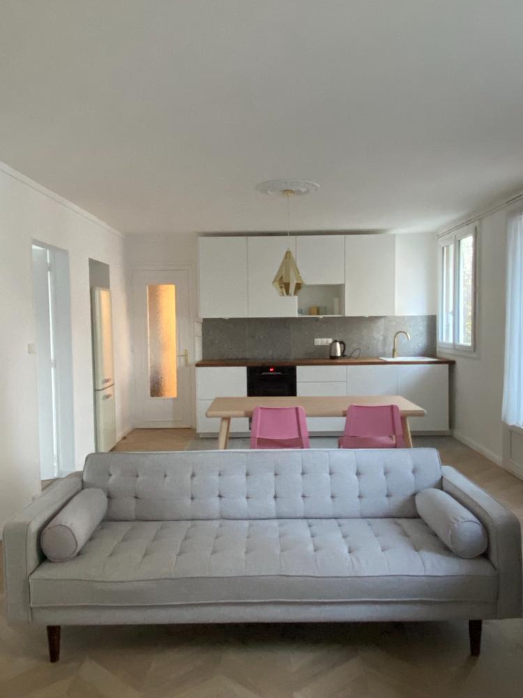 Appartement lumineux avec balcon à louer au Mans, 4 pièces, 79m², situé au 2ème étage. à Le Mans