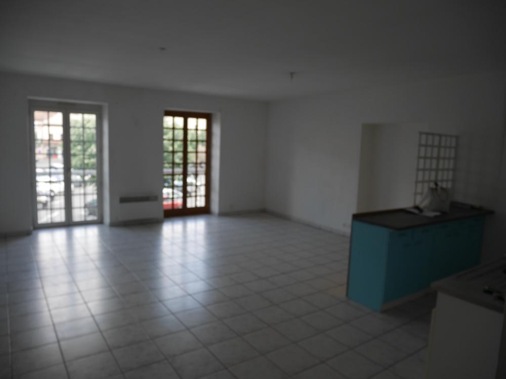 Appartement 3 pièces 73 m² · à Villefranche-de-Rouergue · 73 m² · 520 €/mois