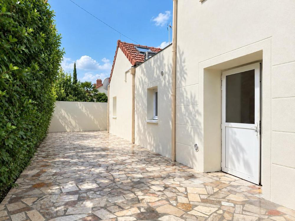 5 APPARTEMENTS REFAIT À NEUF à Viry-Châtillon