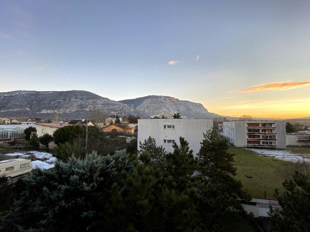 Chambre N°2 - Colocation Meublée - Proche Frontière - Vue Salève ! à Gaillard