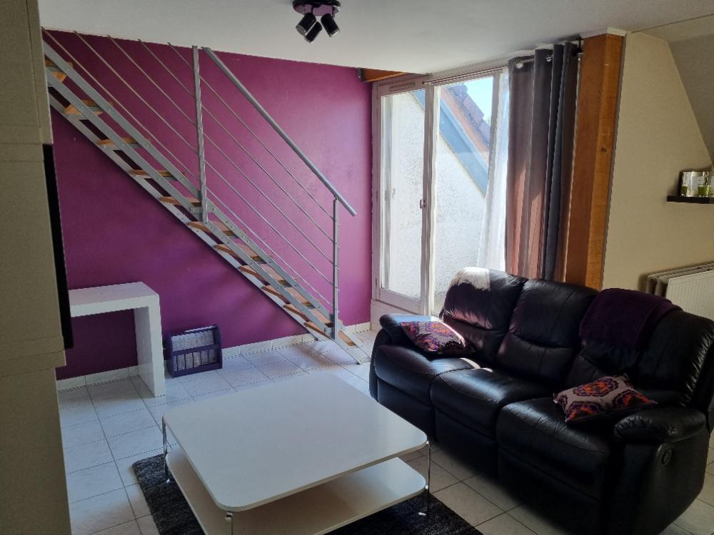 MANTES-LA-VILLE : appartement meublé duplex 4 pièces (75 m²) à louer