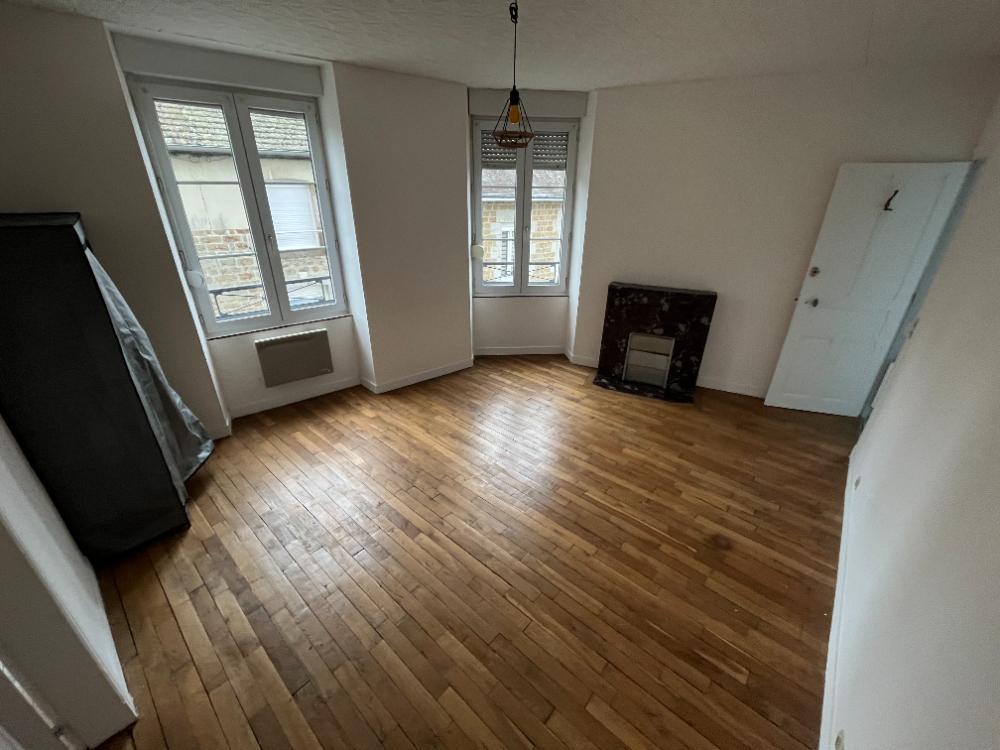 La Ferté Macé : appartement de 2 pièces (50 m²) en location