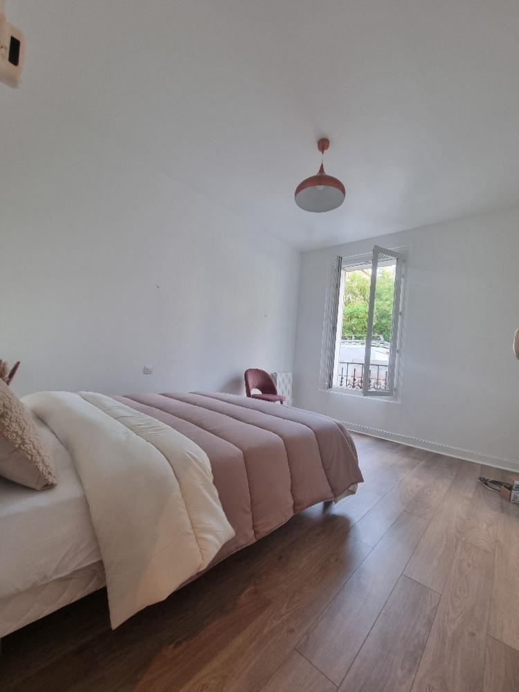 Appartement de 3 pièces avec jardin à Villeneuve-Saint-Georges.